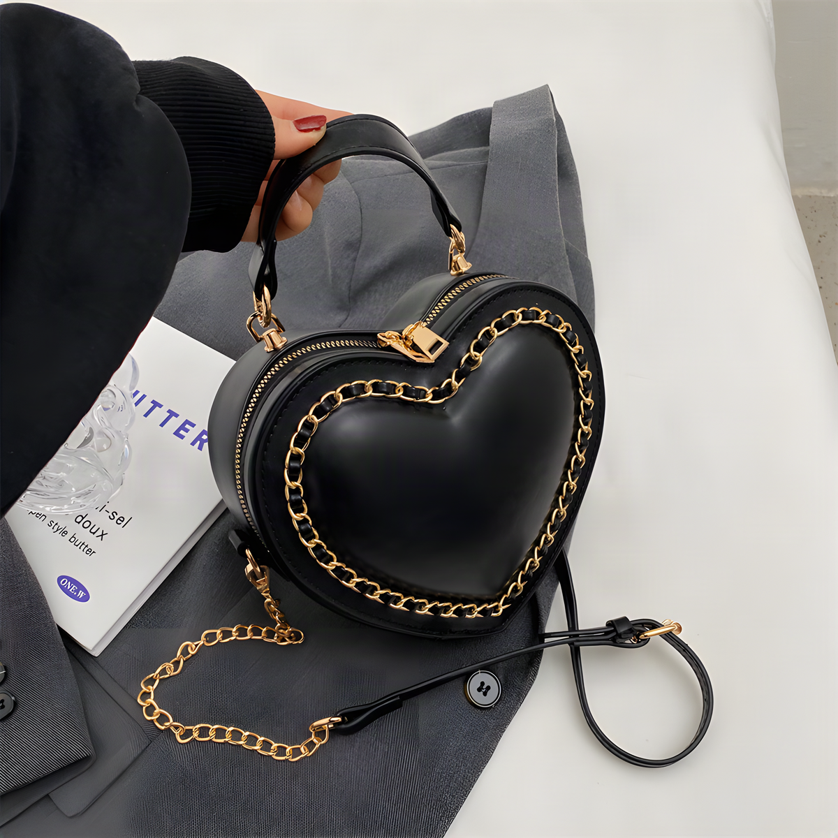 Heart Chain Shoulder Bag