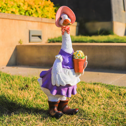 Resin Gardener Duck Figurines